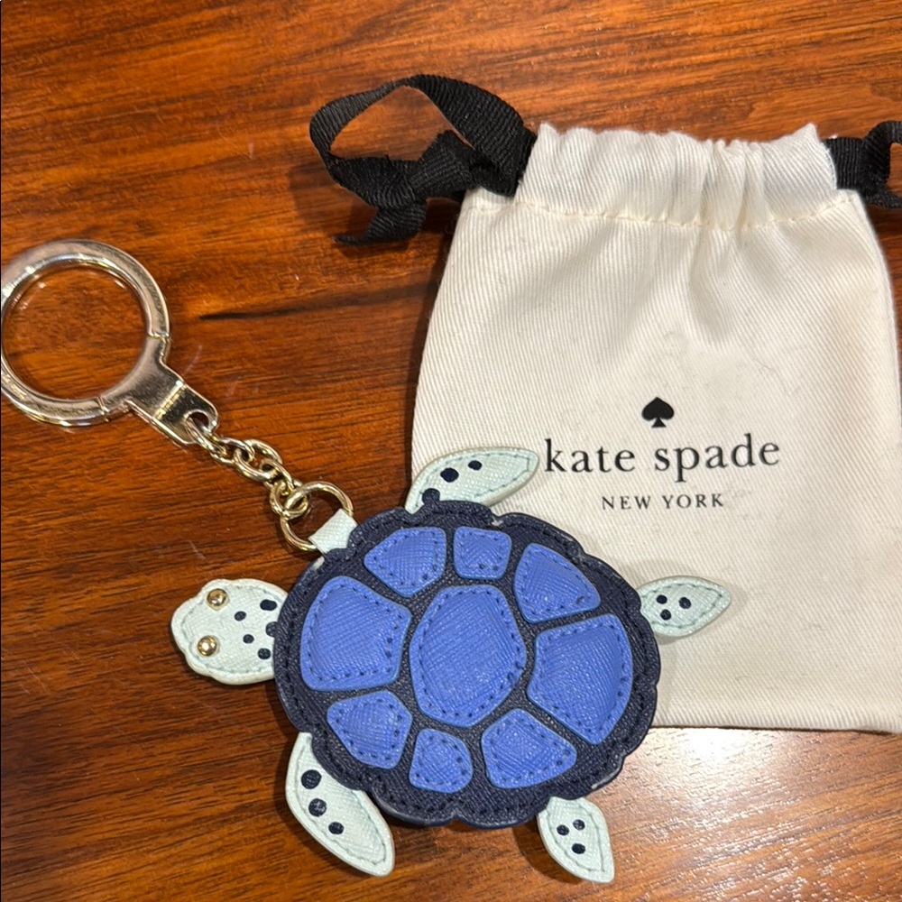 EUC kate spade Turtle Keychain